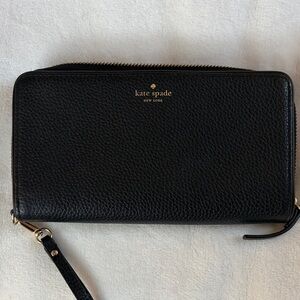 Kate Spade Black Textured Wallet